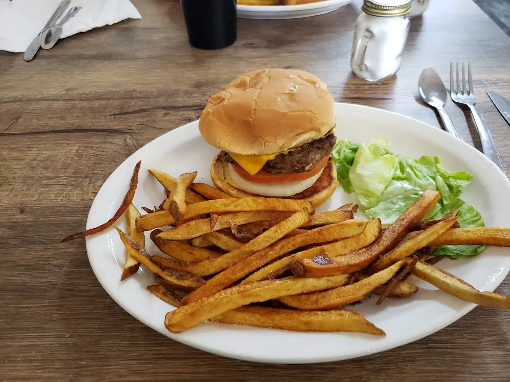 Cheeseburger and Fries